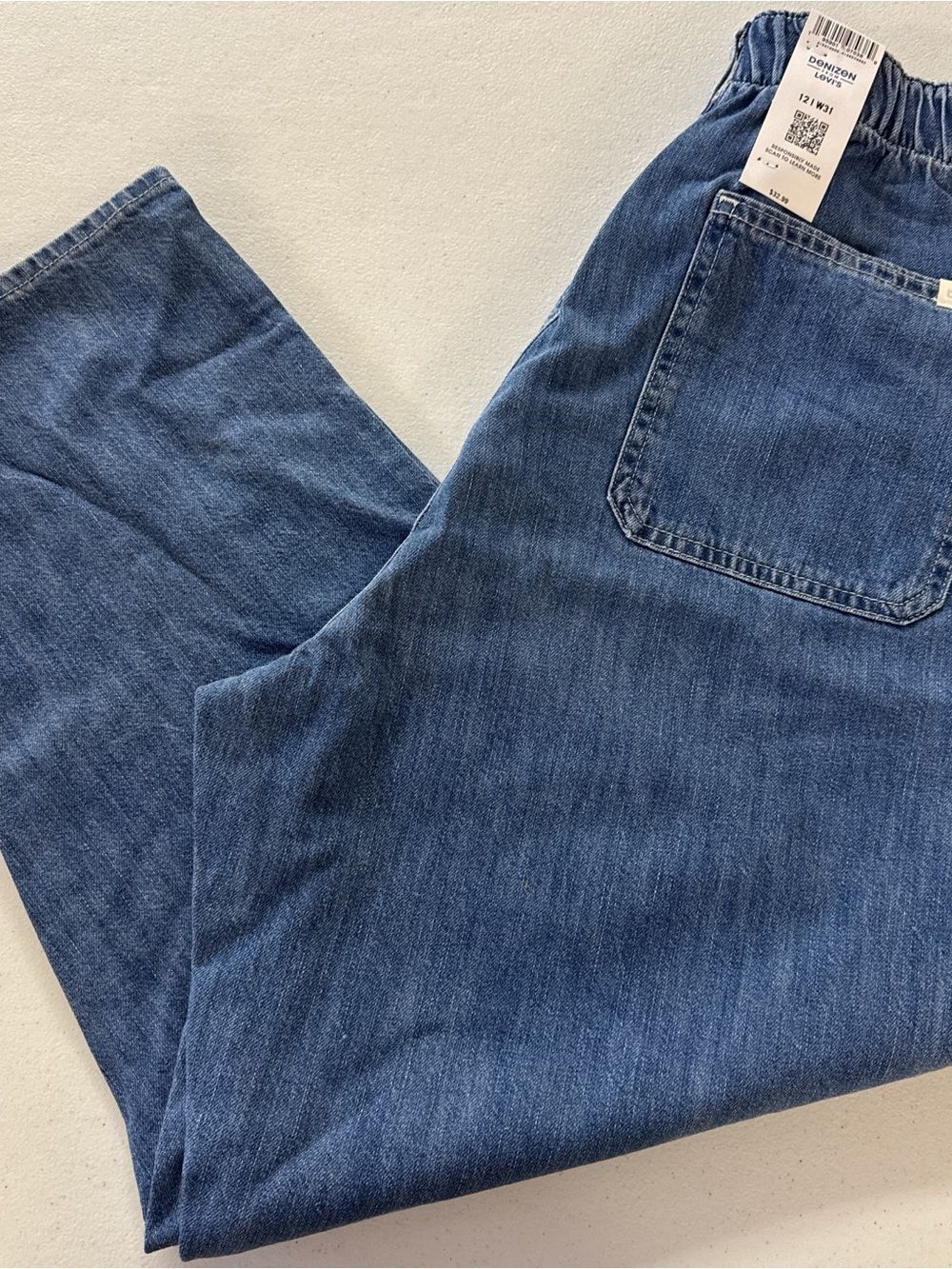 Denizen from Levi's Women's Loose Taper Denim Jeans - Medium Blue Lightweight